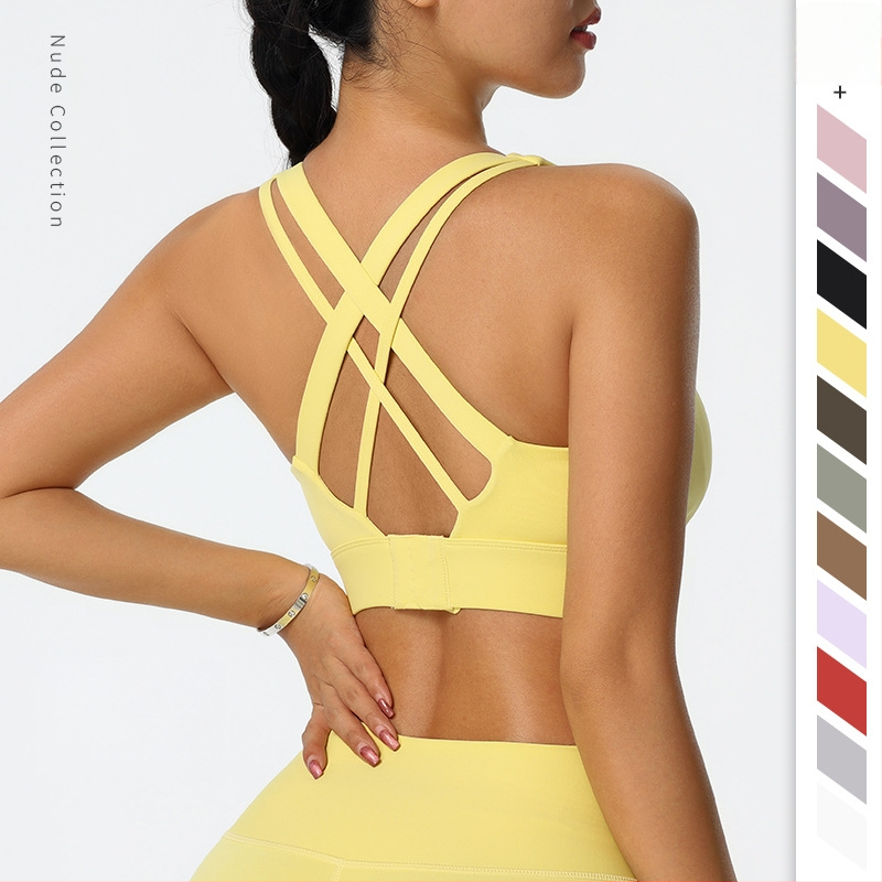 Γυναικείο αθλητικό σουτιέν γιόγκα με νάιλον ύφασμα, πλήρη κύπελλα, μεσαία μορφοποίηση κυπέλλων, σταθεροί διπλοί ιμάντες, οπίσθιο κλείσιμο με τρεις σειρές αγκιστριών