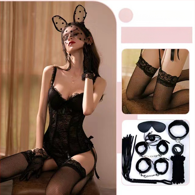 Seksa apakšveļas komplekts ar jostu ar mežģīnēm, tērauda karkasa atbalstu slaidam siluētam; galvenais audums poliester-elastāns 90–95%, stils zeķēm