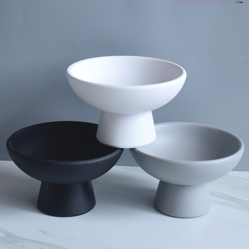 Δίσκος φρούτων με μεταξένια λουλούδια, γενικό μινιμαλιστικό στυλ, προϊόν πρώτης κατηγορίας