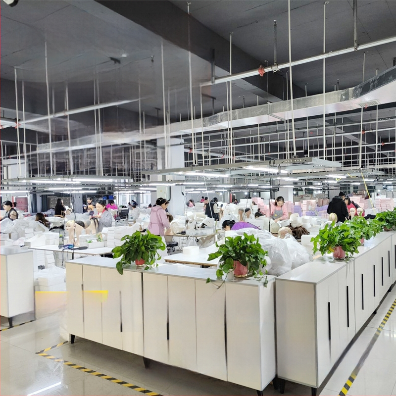 Topper juuksed inimeste juustest, mudel F520, kinnitamise mehhanism, sirged juuksed, sobib värvimiseks ja permimiseks