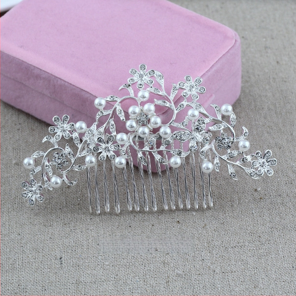 Koreapõhise stiiliga segust juuksekamm lillede motiiviga, elektroplakatsioon, kristallide aktsendid