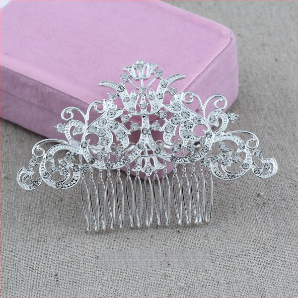 Koreapõhise stiiliga segust juuksekamm lillede motiiviga, elektroplakatsioon, kristallide aktsendid