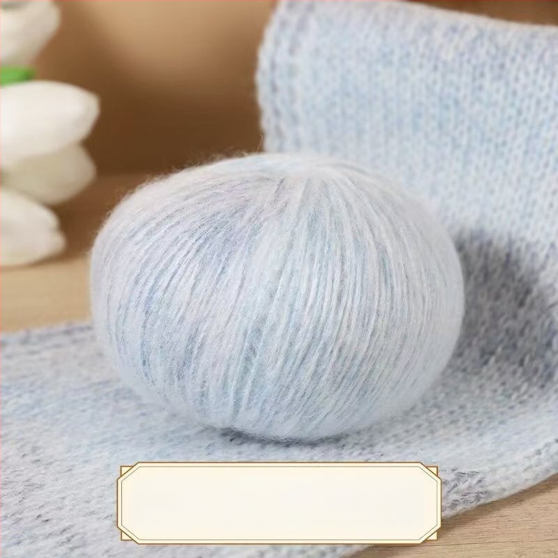 Horgolócérna mohairs és gyapjú keverékben – puha golyóban, alkalmas sapkákhoz, sálakhoz, kabátokhoz és pulóverekhez