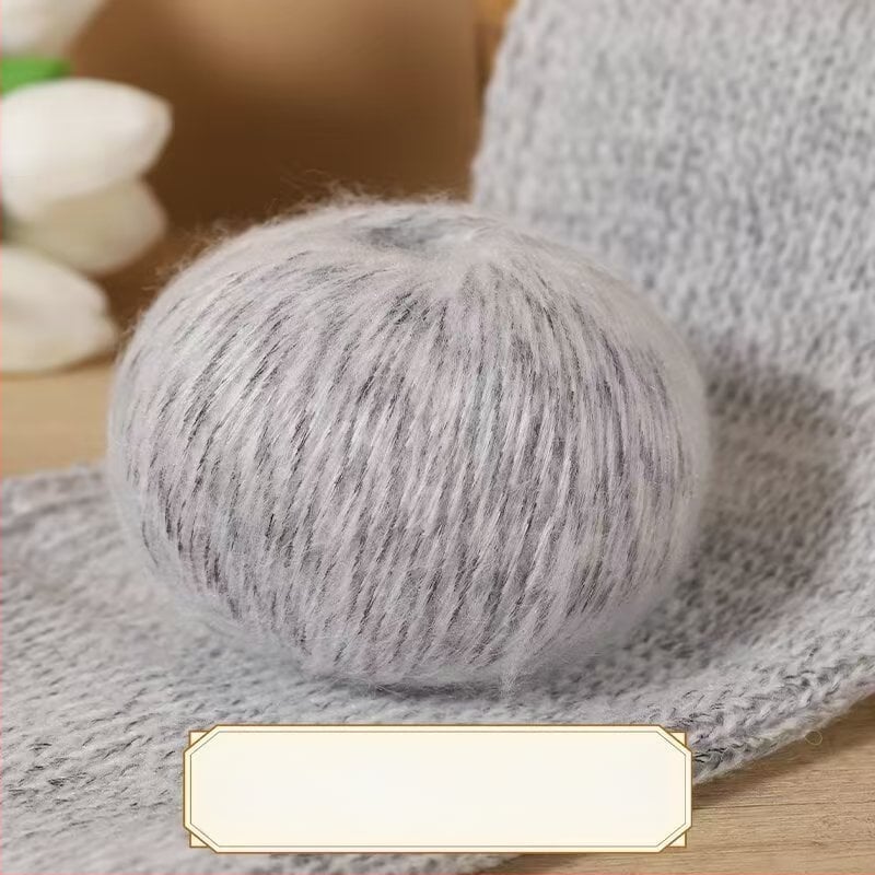 Horgolócérna mohairs és gyapjú keverékben – puha golyóban, alkalmas sapkákhoz, sálakhoz, kabátokhoz és pulóverekhez