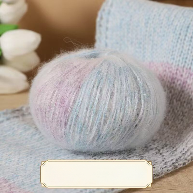 Horgolócérna mohairs és gyapjú keverékben – puha golyóban, alkalmas sapkákhoz, sálakhoz, kabátokhoz és pulóverekhez