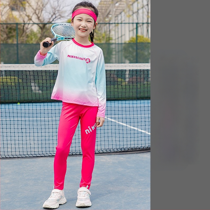 Mergaitėms skirtas rudens-žiemos dviejų dalių sportinis komplektas, UV apsauga, ilgos rankovės, iš regeneruotos celiuliozės pluošto