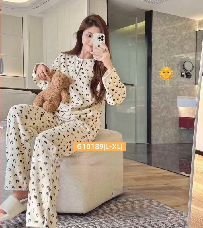 Ženski set za kućnu upotrebu u korejskom stilu za jesen/zimu, oblacni velur, debeli fleece, sladak crtani print, okrugli ovratnik, dugi rukav, hlače, pogodno za dom i vani