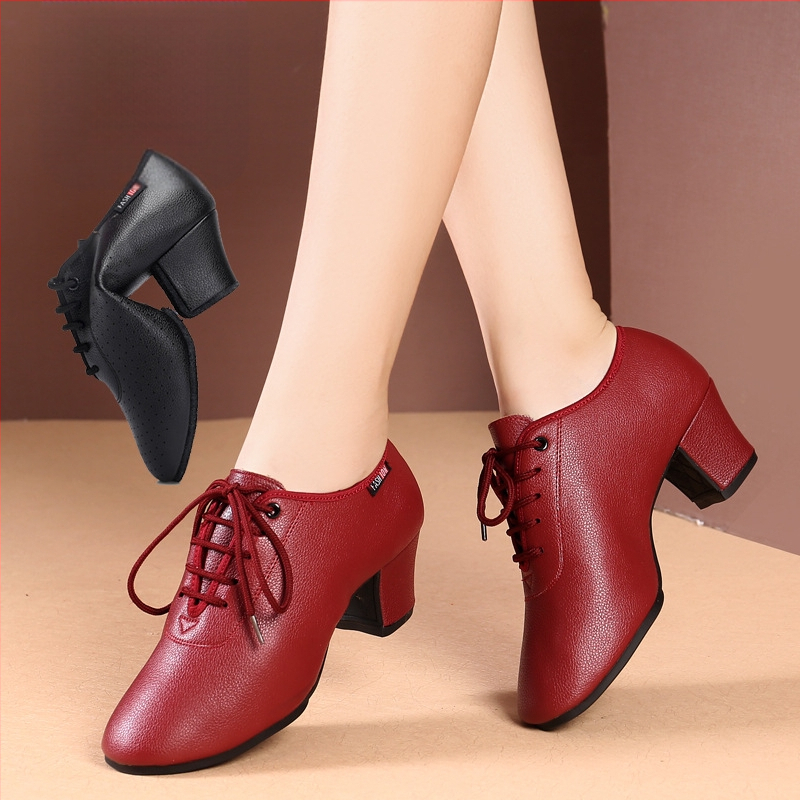 Sieviešu deju kurpes - Sintētiskās ādas augšdaļa, gumijas zole, vidējs papēdis, elpojošas, šokizturīgas