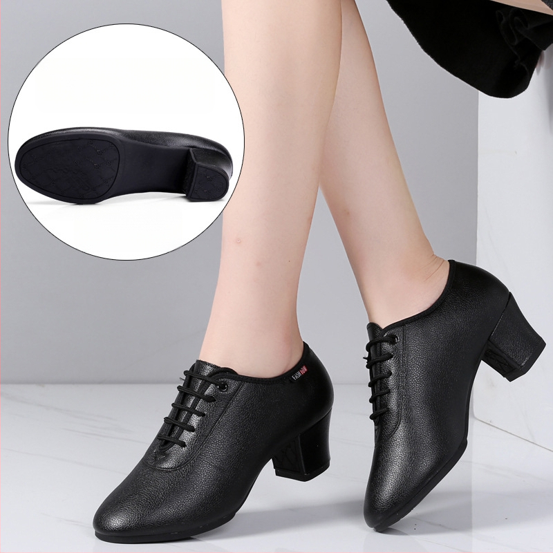 Sieviešu deju kurpes - Sintētiskās ādas augšdaļa, gumijas zole, vidējs papēdis, elpojošas, šokizturīgas