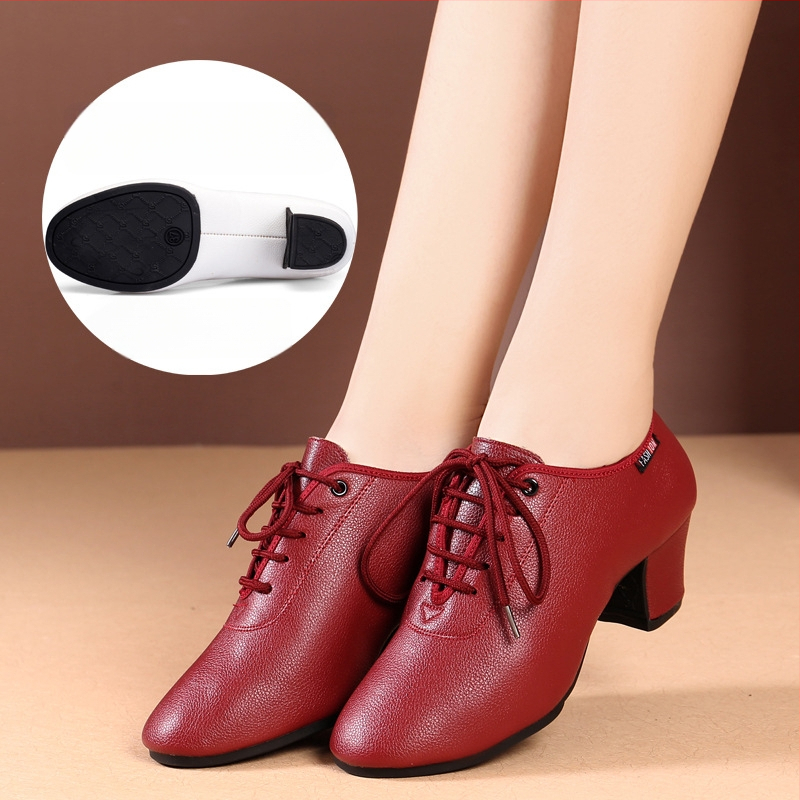 Sieviešu deju kurpes - Sintētiskās ādas augšdaļa, gumijas zole, vidējs papēdis, elpojošas, šokizturīgas