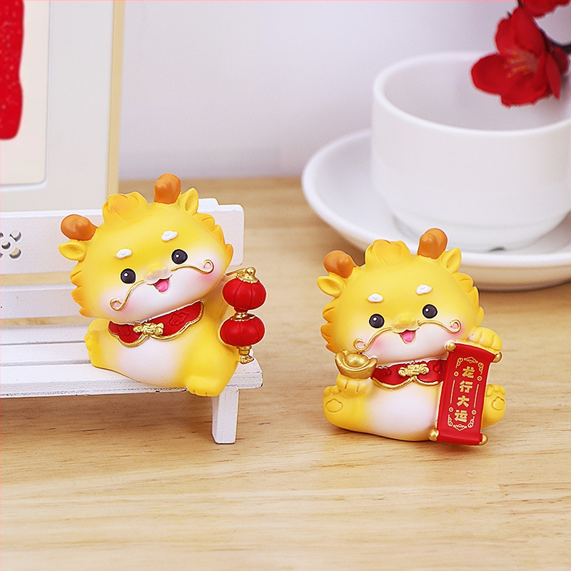 Drakono metų rezinė maskotė figūra stalui, namams ir automobilių interjerui (Be pritaikymo; Dovana gimtadienio ir naujiems namams)