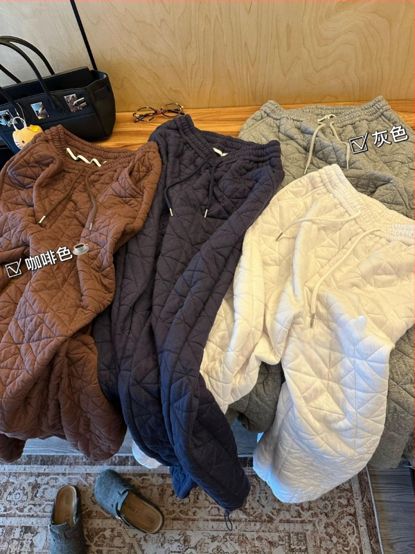 Moterų quilted medvilninės kelnės, storos žiemai 2025, tiesaus kirpimo, elastine juosta