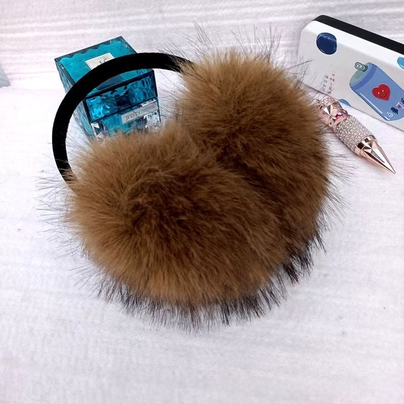 Ausu pušķi no mākslīgās lapsas kažokādas, pūkaini auss aizsargi, sejas optiski sašaurinošs dizains, silti un izturīgi pret salu