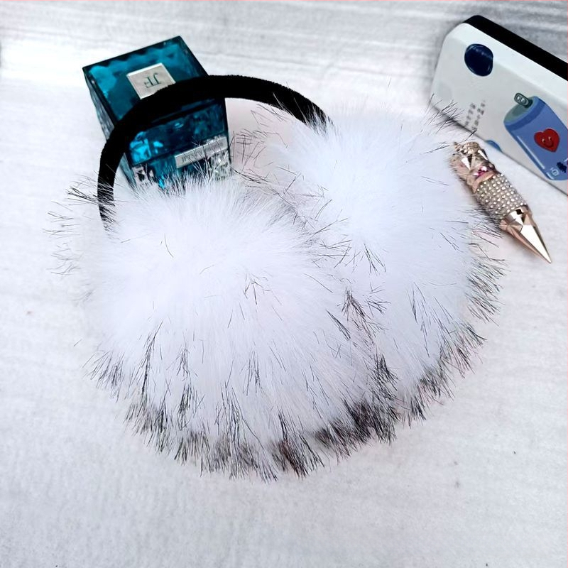 Ausu pušķi no mākslīgās lapsas kažokādas, pūkaini auss aizsargi, sejas optiski sašaurinošs dizains, silti un izturīgi pret salu
