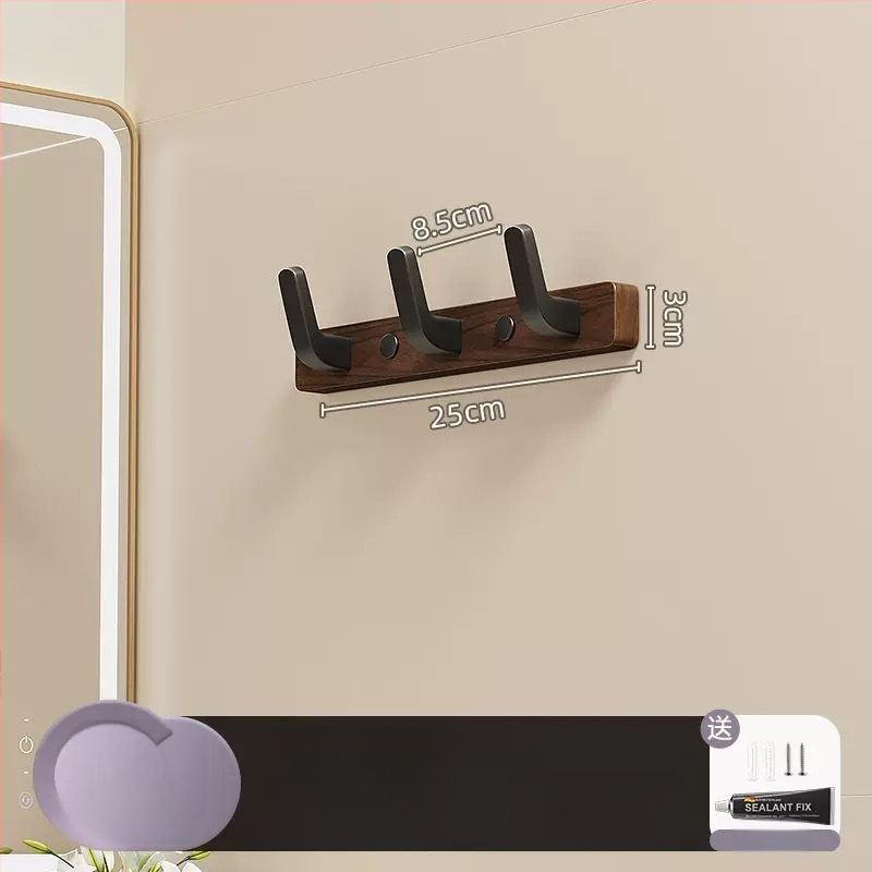 Koka sienas pakaramais ar vienu āķi, gaišs luksusa stils; materiāli: koks un plastmasa; maksimālais slogs 10 kg; uzstādīšana caur urbumu