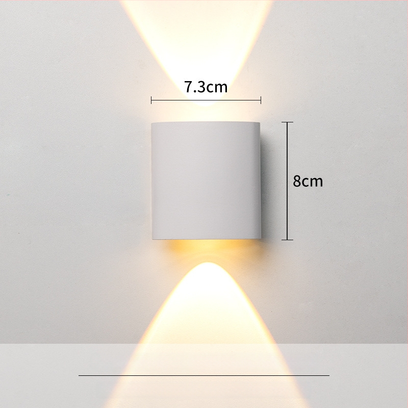 Sieninis LED šviestuvas – aliuminio konstrukcija, 220V, IP65 atsparumas vandeniui, vidaus ir lauko naudojimui