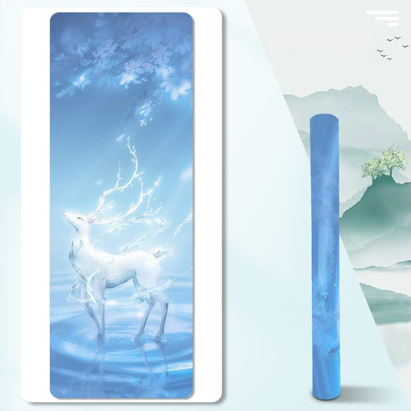 Jogas dvielis un saliekamais jogas paklājs (Materiāls: zamšs + dabīgā gumija; Biezums: 1.5 mm; Svars: 1.3 kg)