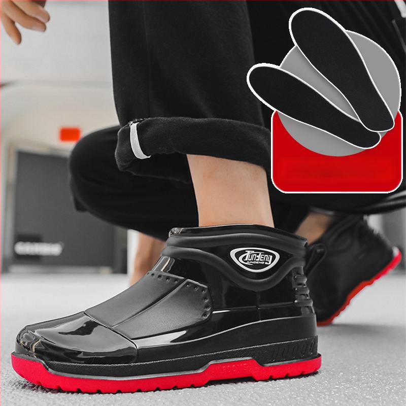 Meeste lühikesed vihmasaapad - PVC ülemine osa, injektsiooniga vormitud plasttald, EVA sisetald, sisemine võrkvooder, veekindlad ja libisemiskindlad