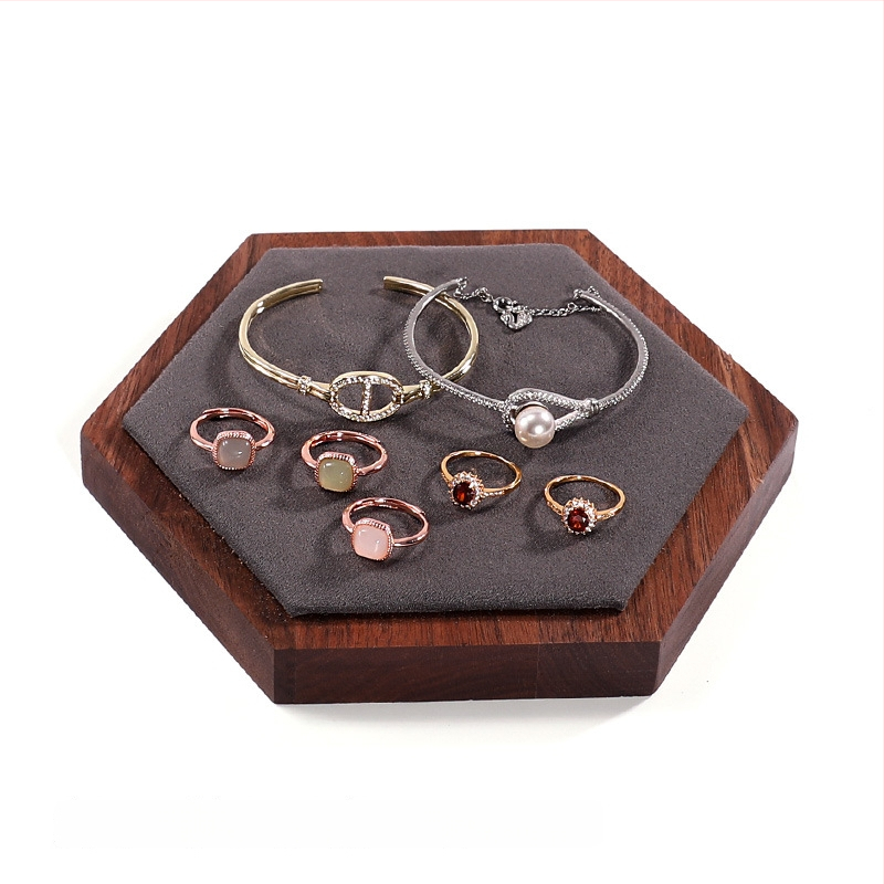 Trīsdaļu komplekts valrieksta koka ša hexagonāla rotaslietu displeja statīvs ar vienu slāni