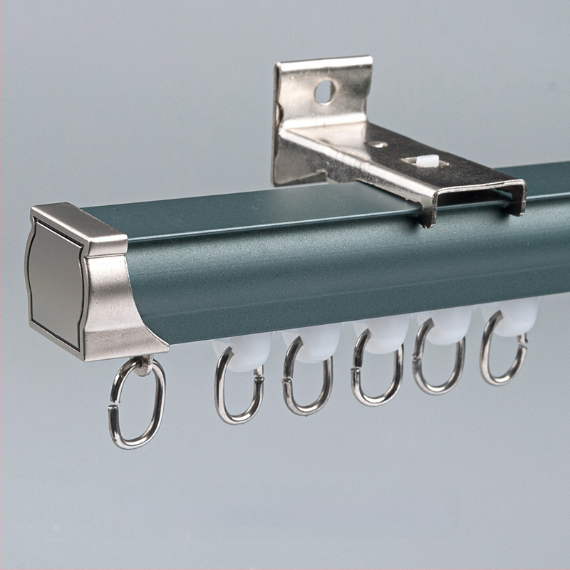 Užuolaidų bėgikų sistema su dviguba bėgimo vaga, šoninis viršutinis tvirtinimas, aliuminio lydinys, pritaikomas, šiuolaikinis minimalistinis stilius