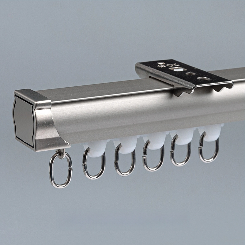 Užuolaidų bėgikų sistema su dviguba bėgimo vaga, šoninis viršutinis tvirtinimas, aliuminio lydinys, pritaikomas, šiuolaikinis minimalistinis stilius