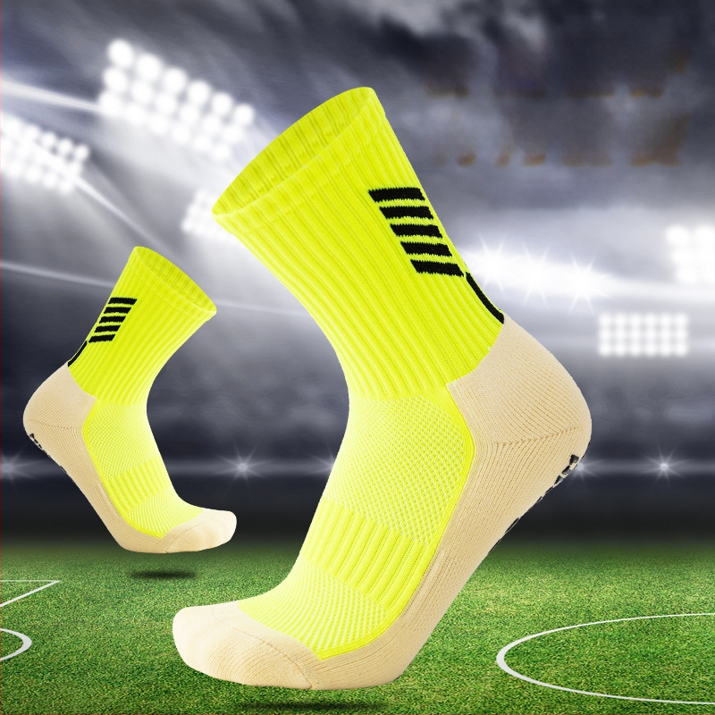Futbolo kojinės, rudens–žiema, vidutinio ilgio, klijuotas padas ir rankšluosčio tipo padas, atsparios slydimui, sugeria prakaitą