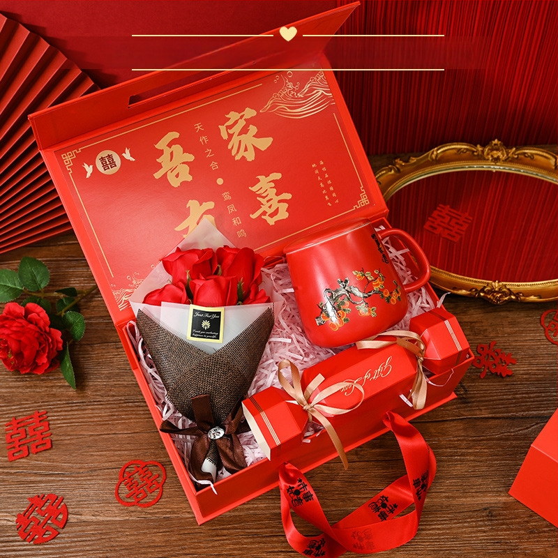 Keramikas siltā krūze un dvielis – dāvanu komplekts, etniska stila, kāzām un biznesa dāvanām