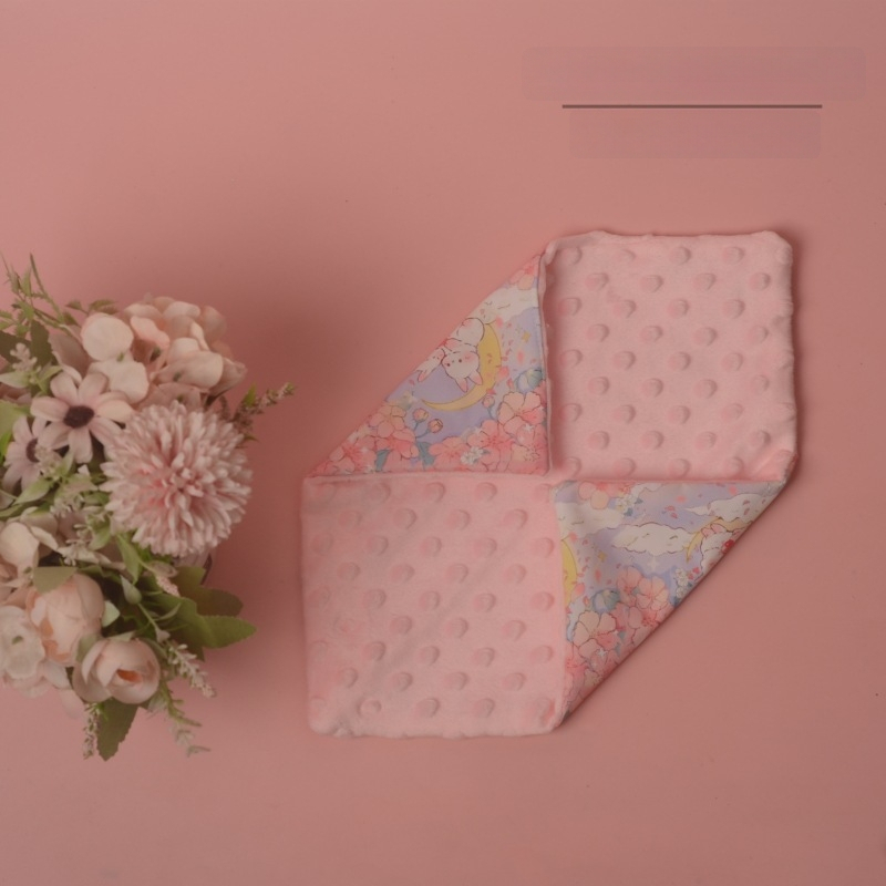 Bean fleece pledas, neimportuota, minkšta ir šilta, su graužikų raštu