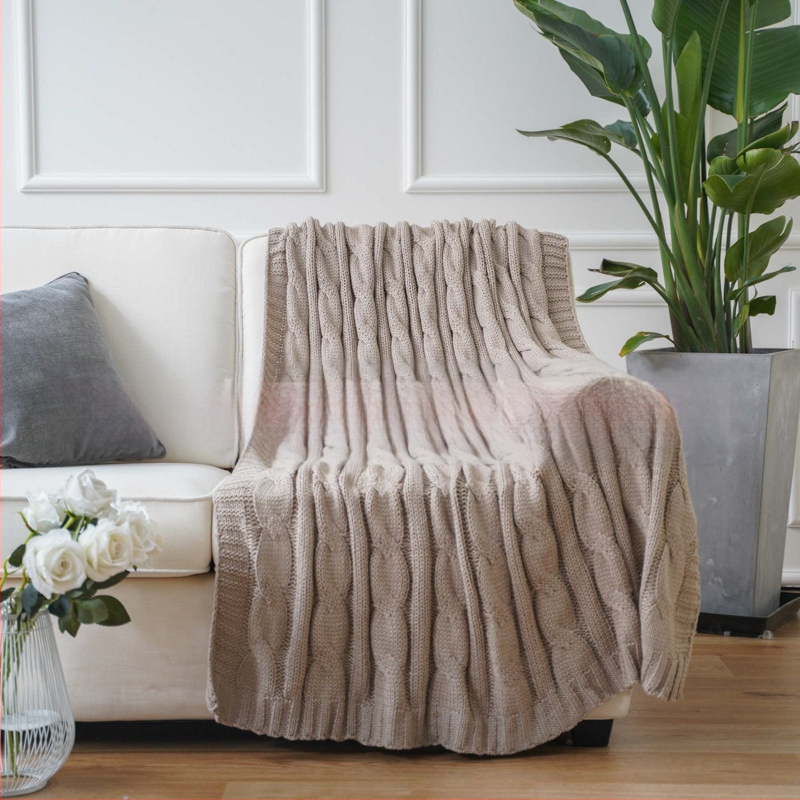 Skandināvu stila dīvāna sega – Akrils, 500–799 g, pielāgota apstrāde, pavasaris un rudens (Akrils; 500–799 g; pielāgota apstrāde; Pavasaris/Rudens)