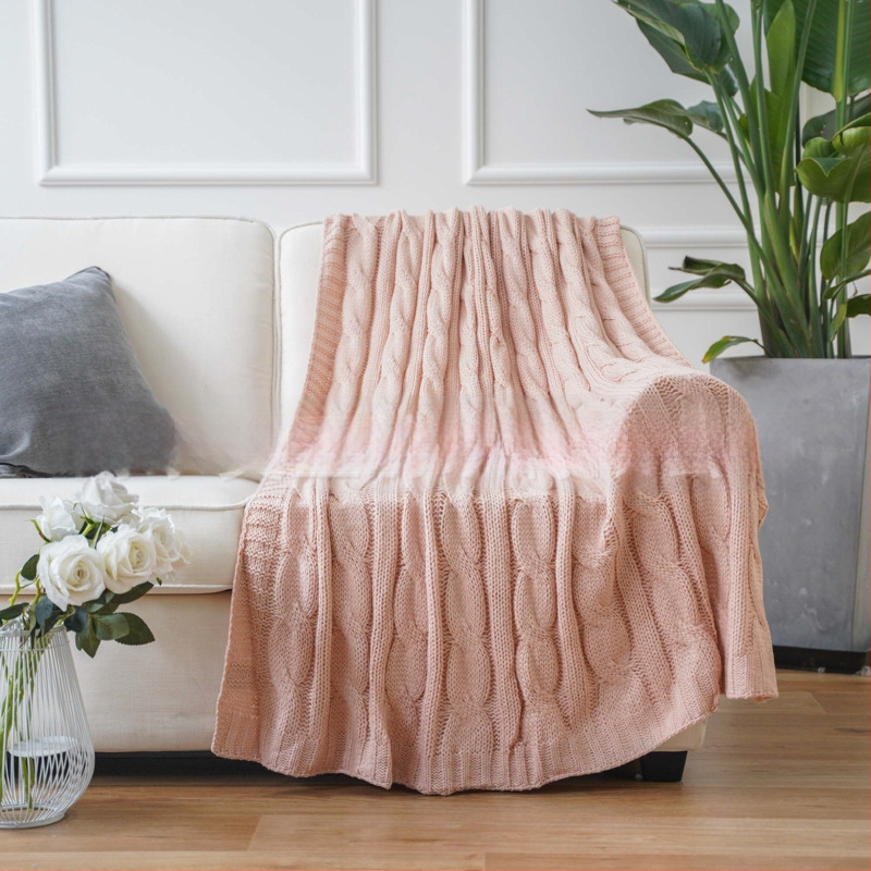 Skandināvu stila dīvāna sega – Akrils, 500–799 g, pielāgota apstrāde, pavasaris un rudens (Akrils; 500–799 g; pielāgota apstrāde; Pavasaris/Rudens)