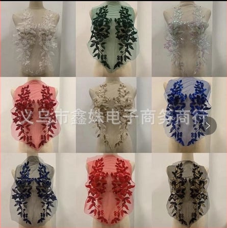 3D pērļu mežģīņu applikācija apģērbam – materiāli: pērļu caurulītes, stikla rīsu pērles, siets, izšūšanas diegs; zīmols Xin Shu; piemērots sieviešu apģēbum, kāzu kleitai; pielietojums: Hanfu, kleitas, balles apģērbs; process: pērļu izšūšana