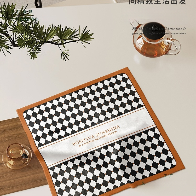 Tēju paliktņa pārsegs, kvadrātiskas formas, zīda ziedu raksts, universāls stils, dzīvojamā istaba