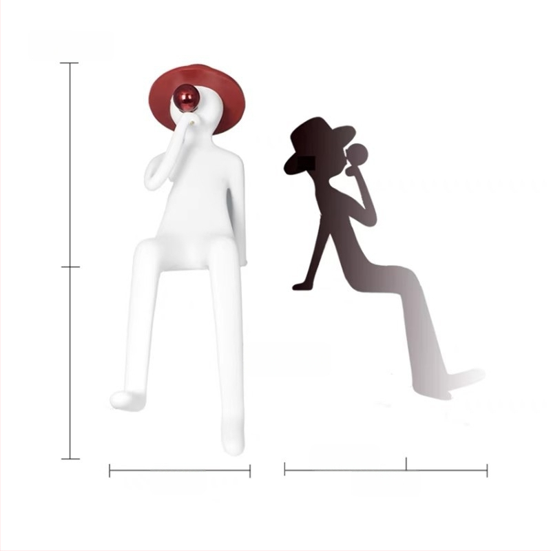 Sēdoša sveķu skulptūra: puišelis tur balonus un pūš burbuļus, vienkāršs un mūsdienīgs stils; Materiāls: sveķi + nerūsējošais tērauds; Amats: Cits; Dāvana: Personas dāvana