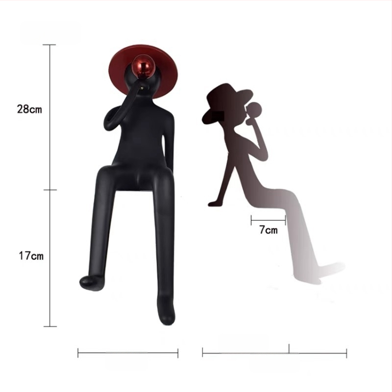 Sēdoša sveķu skulptūra: puišelis tur balonus un pūš burbuļus, vienkāršs un mūsdienīgs stils; Materiāls: sveķi + nerūsējošais tērauds; Amats: Cits; Dāvana: Personas dāvana