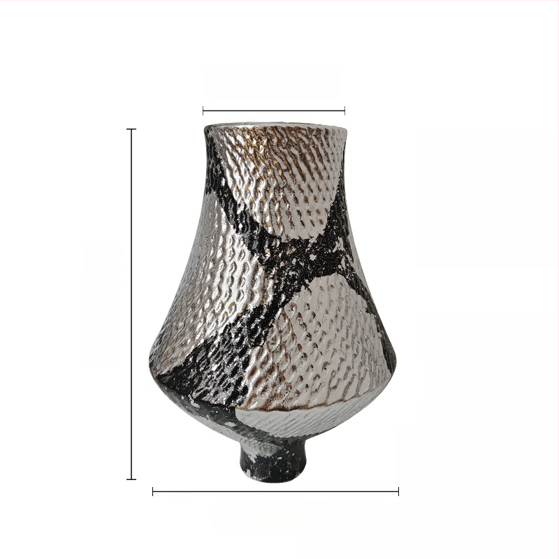 Keramikas vāze ar ķīniešu stilu; materiāls: keramika; kategorija: vāze; stils: ķīniešu.