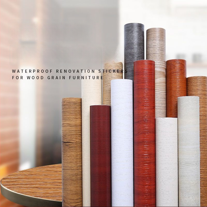 Pašlīmējoša koka raksta tapete mēbelēm renovācijai — ūdensizturīga, piemērota durvīm, garderobēm un plauktiem, moderns minimālisma stils