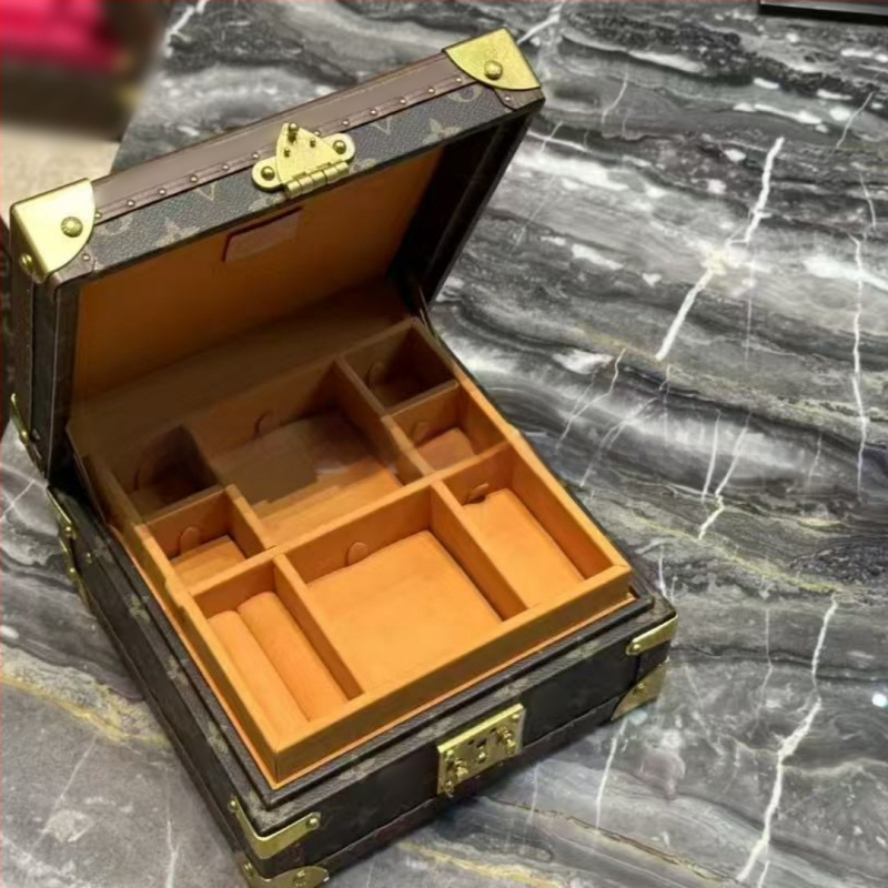 Presbiopijas pulksteņa kastīte; daudzfunkcionāla juvelierizstrādājumu kastīte; augstās kvalitātes cieta kārbiņa; L ģimenes kārbiņa — Materiāls: kortikālais; Modelis: Kaste; Iepakojums: Iepakojuma kārba; Lietošana: juvelierizstrādājumu iepakošana