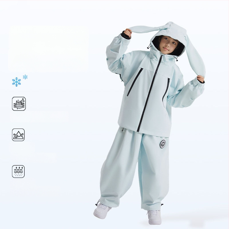 Bērnu slēpošanas komplekts ar kapuci – ūdensnecaurlaidīgs 3000mm, elpojošs, silta pildījuma no zīda šķiedras, universāls