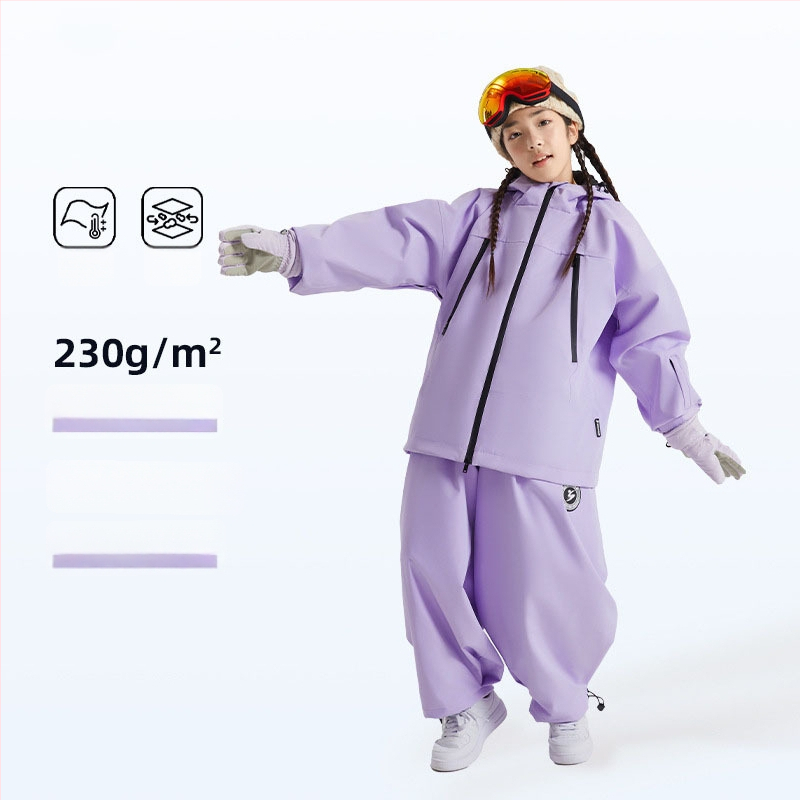 Bērnu slēpošanas komplekts ar kapuci – ūdensnecaurlaidīgs 3000mm, elpojošs, silta pildījuma no zīda šķiedras, universāls