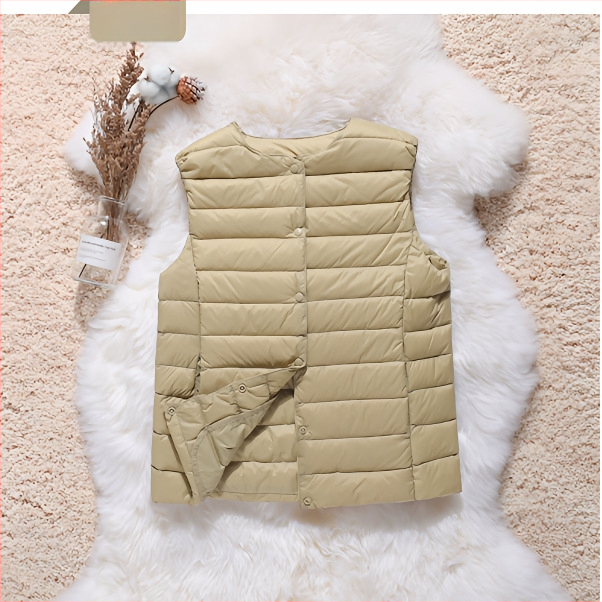 Pūkinė liemenė, lengvas Chenille audinys, baltų ančių pūkų užpildas, siaura silueta, apvali kaklo iškirptė