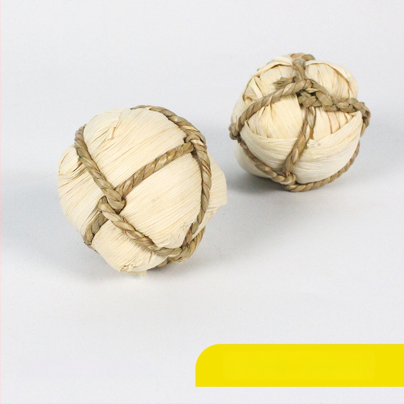 Žaislas mažiems naminiams gyvūnėliams: vandens žolės kamuoliukas — Bin Li, kramymui atsparus dantų žaislas