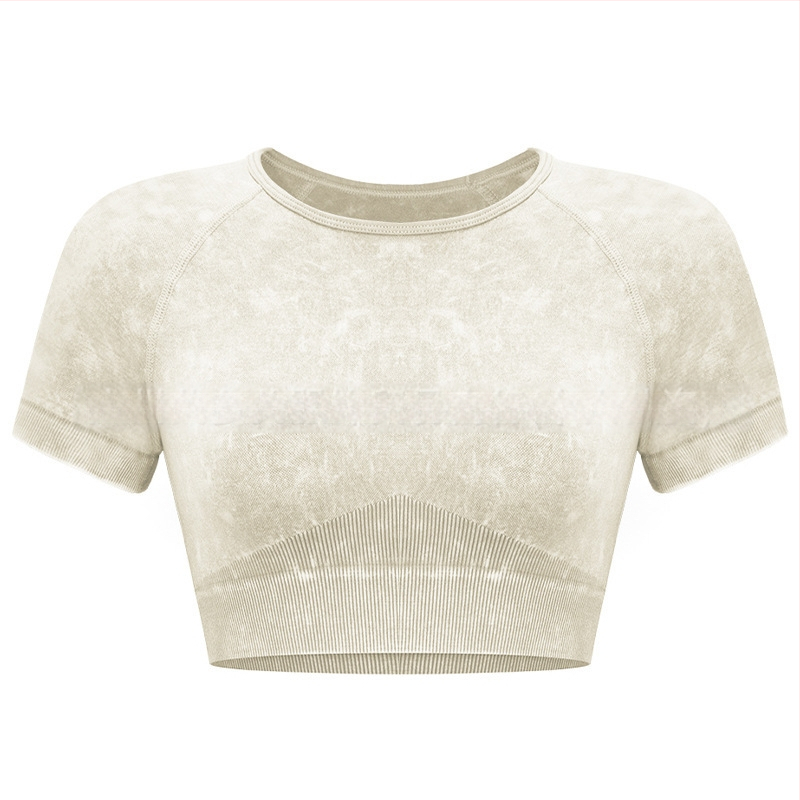 Sieviešu divdaļīgs jogas komplekts – īsās piedurknes tops un īsās bikses, pulovera stila, materiāls: neilons/ķīmisko šķiedru maisījums