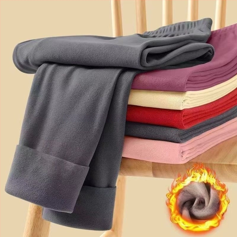 Unisex termo legingi, ar fleece iekšējo odere, trīs slāņu bezšuvēm, akrila šķiedra, īpaši bieza 501–600 g/m²