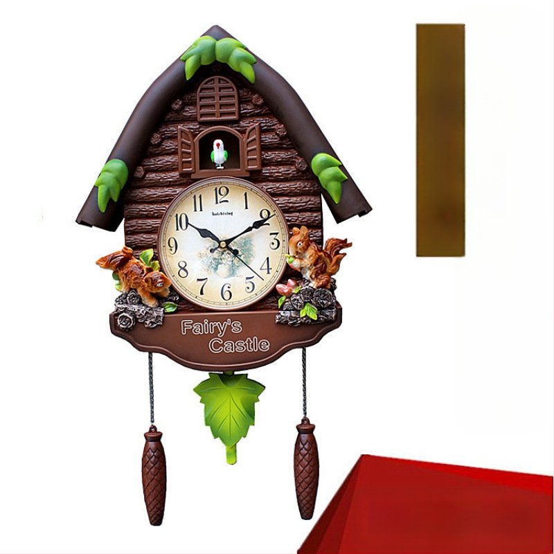 Karikatūras stila sienas pulkstenis ar Eiropas stila dizainu dzīvojamā istabā, ar lecamu sekundes kustību, ar bateriju darbību, safīra korpuss un kvarca stikla ciparnīca