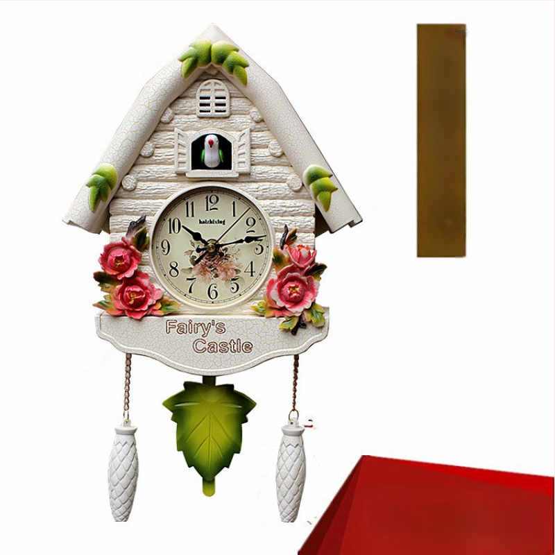 Karikatūras stila sienas pulkstenis ar Eiropas stila dizainu dzīvojamā istabā, ar lecamu sekundes kustību, ar bateriju darbību, safīra korpuss un kvarca stikla ciparnīca