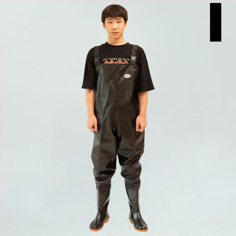 Vandeniui atsparus žvejybos kombinezonas su įmontuotomis batelėmis