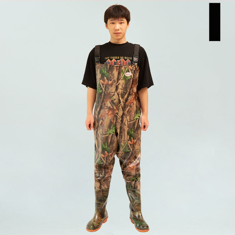 Vandeniui atsparus žvejybos kombinezonas su įmontuotomis batelėmis