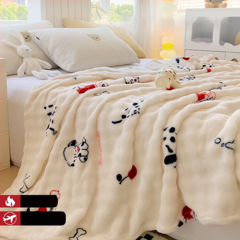 Pliša dvieļu segu ar ģeometriskiem, karikatūru un augu motīviem – visu sezonu izmantošanai, pielāgojama, no sintētiskām šķiedrām, piemērota gultai vai dīvānam