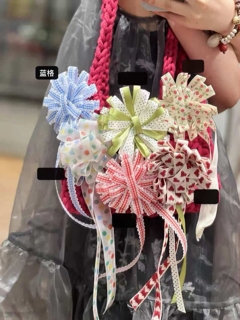 Corsage poga – roku darbs no auduma, sieviešu etniskais stils (rudens 2025 izlaidums)