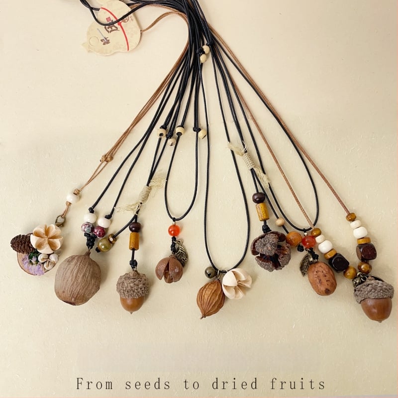 Unisex ilga megztinio grandinė su mediniais elementais etniniu stiliumi, megzti medvilninio-linų karoliai — Medžiaga: augalinių vaisių grandinė; Grandinės stilius: odinis virvas; Tipas: megztinio grandinė, ilgas karoliai; Išplėstinė grandinė: 11 cm ar daug